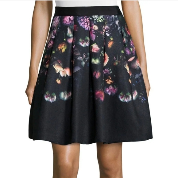 Ted Baker Skirts Nwt Sz Tb2us Ted Baker London Skirt Shadow Floral